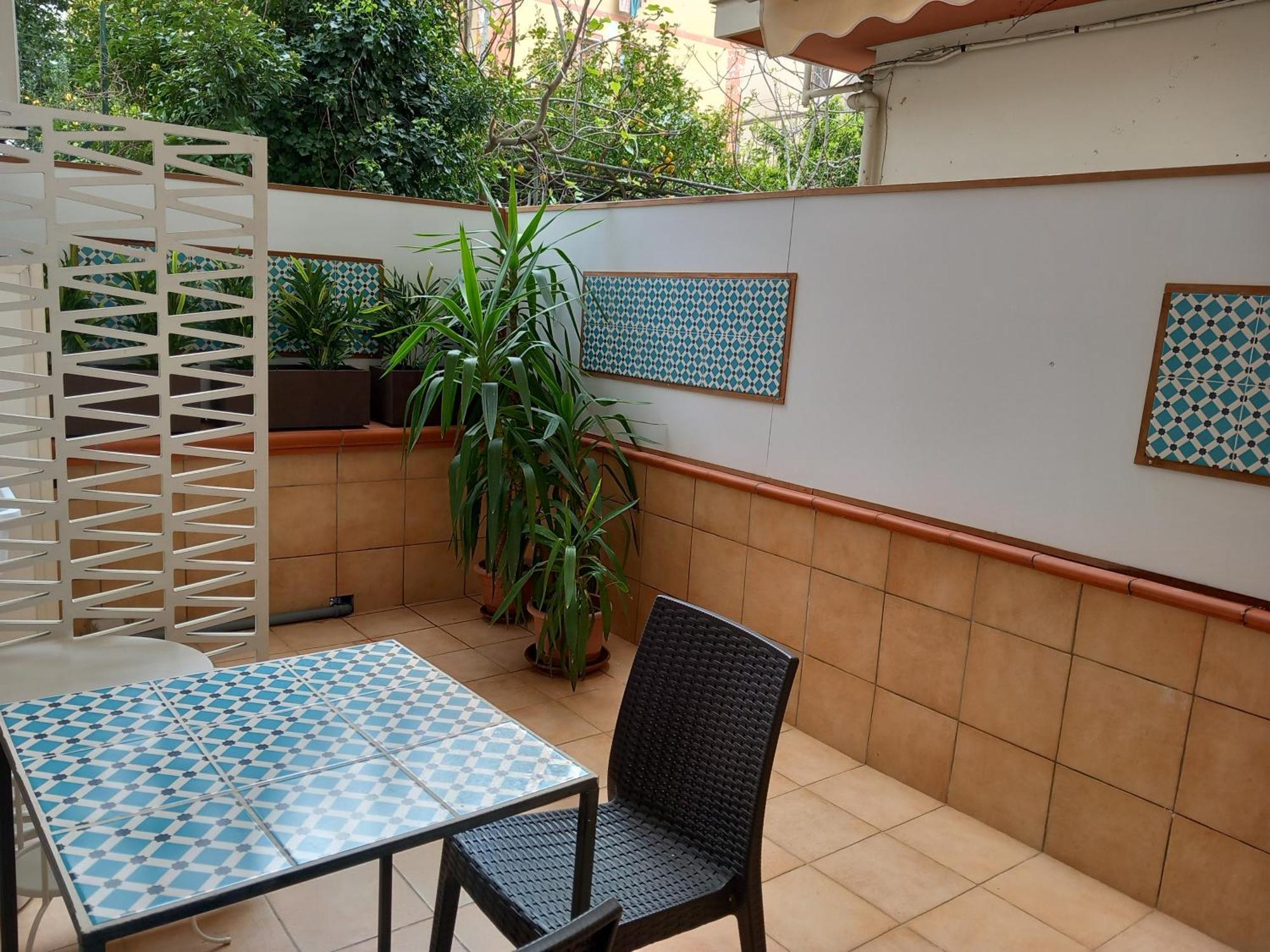 Salerno Home Station Exteriér fotografie